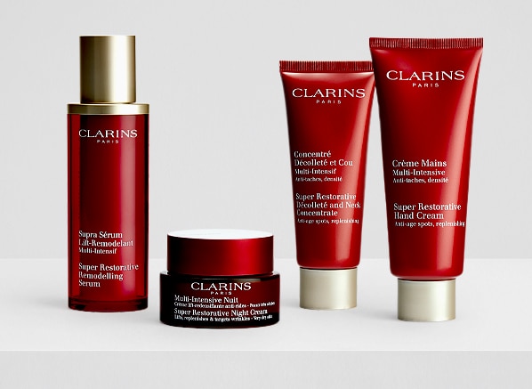 تفخر دبنهامز بالإعلان عن إضافة مستحضرات تجميل كلارينس إلى مجموعة منتجاتها. تقدم Clarins ، الشركة الرائدة في مجال العناية المتقدمة بالبشرة ، مجموعة واسعة من المنتجات التي تتراوح من المكياج إلى العناية بالبشرة والعناية بالجسم. من خلال التزامها بالجودة والابتكار ، توفر Clarins للعملاء أفضل منتجات التجميل. مع تقديم مجموعة Clarins ، أصبحت دبنهامز الآن قادرة على تزويد العملاء بمجموعة أكبر من منتجات التجميل.